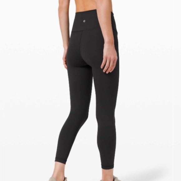Lululemon Wunder Under Train Tight - Picture 2 of 6